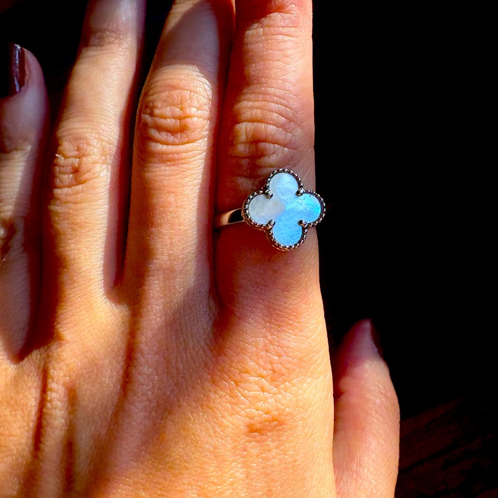 Sterling silver flower ring